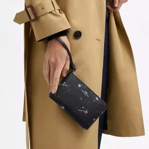 Coach Corner Zip Wristlet in Star Print Silver/Black Coated Canvas & Leather NWT - Picture 13 of 16